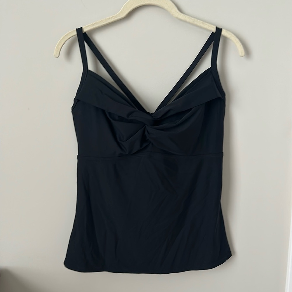 Athleta Underwire Swim Top 36D/DD